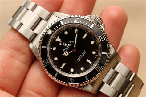 how much did a rolex submariner cost in 1990|1990 rolex submariner value.